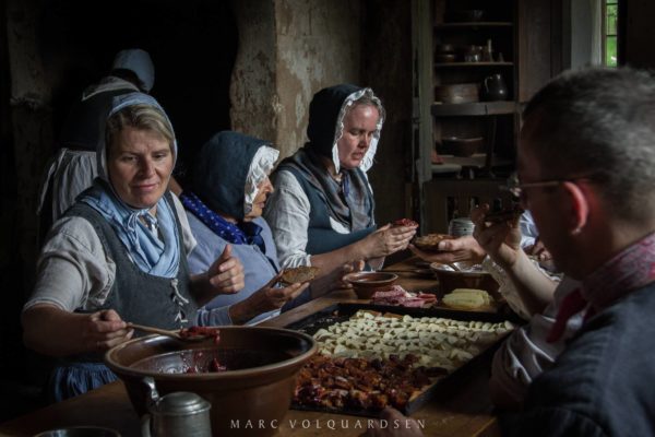 Gelebte Geschichte 1813 - Das Essen beginnt