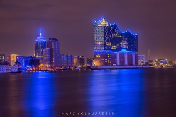 Blue Port - Elbphilharmonie & Hanseatic Trade Center